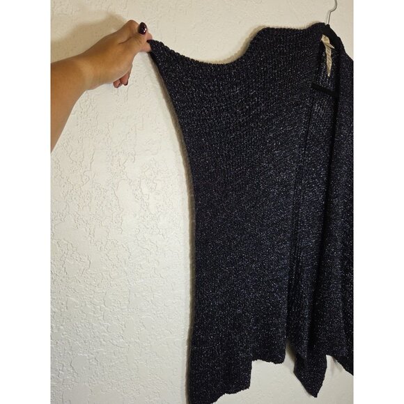 Chicos Knit Multi Use Wrap, Shawl, Cape Poncho Blue Metall Size One Size Boho - Picture 2 of 8